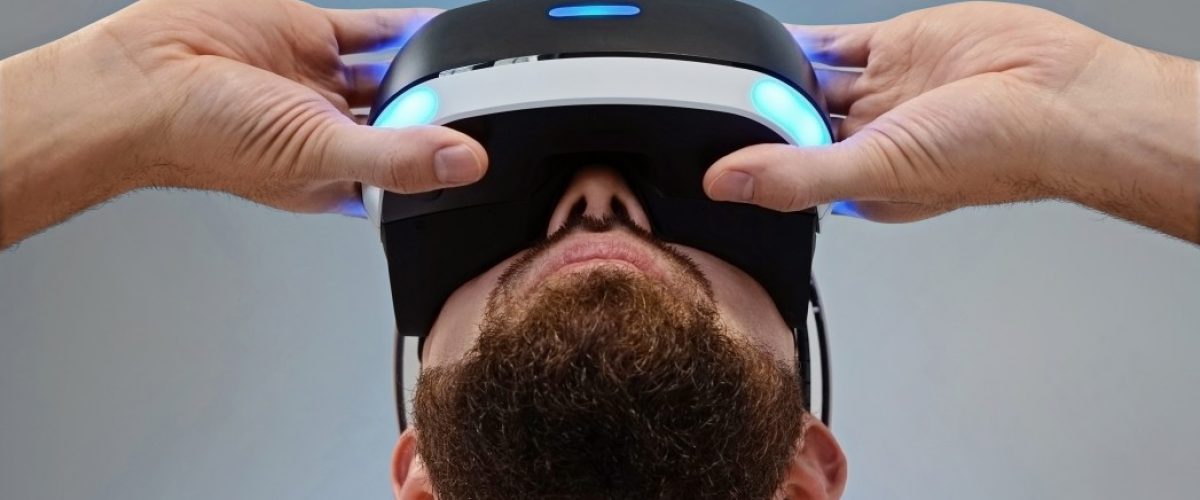 future-visual-hi-tech-vr-millennial_t20_oR997x